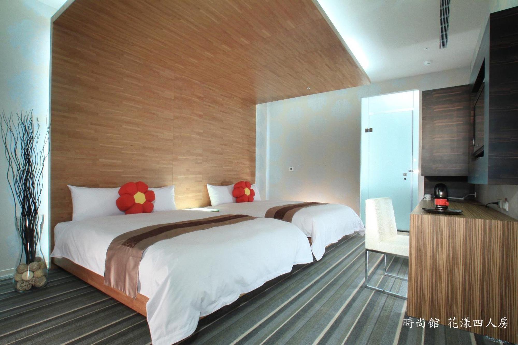 Yoai Hotel Yilan Экстерьер фото